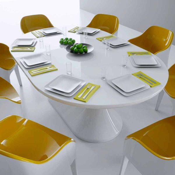 Moderner esstisch, hergestellt in italien, italienisches design