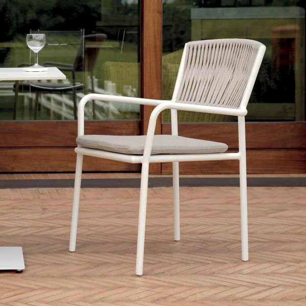 4 stapelbare gartenstühle aus aluminium und seil - lunaris
