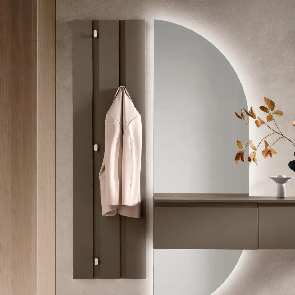 Wandgarderobe aus lackiertem Melamin mit fünf Metallhaken - Lunis Viadurini