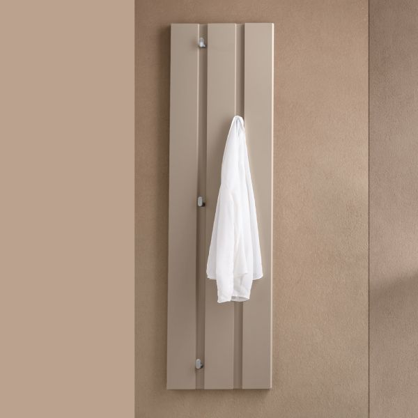 Wandgarderobe aus lackiertem melamin mit fünf metallhaken - lunis