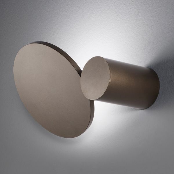 345° drehbare metall-wandleuchte made in italy - lumi