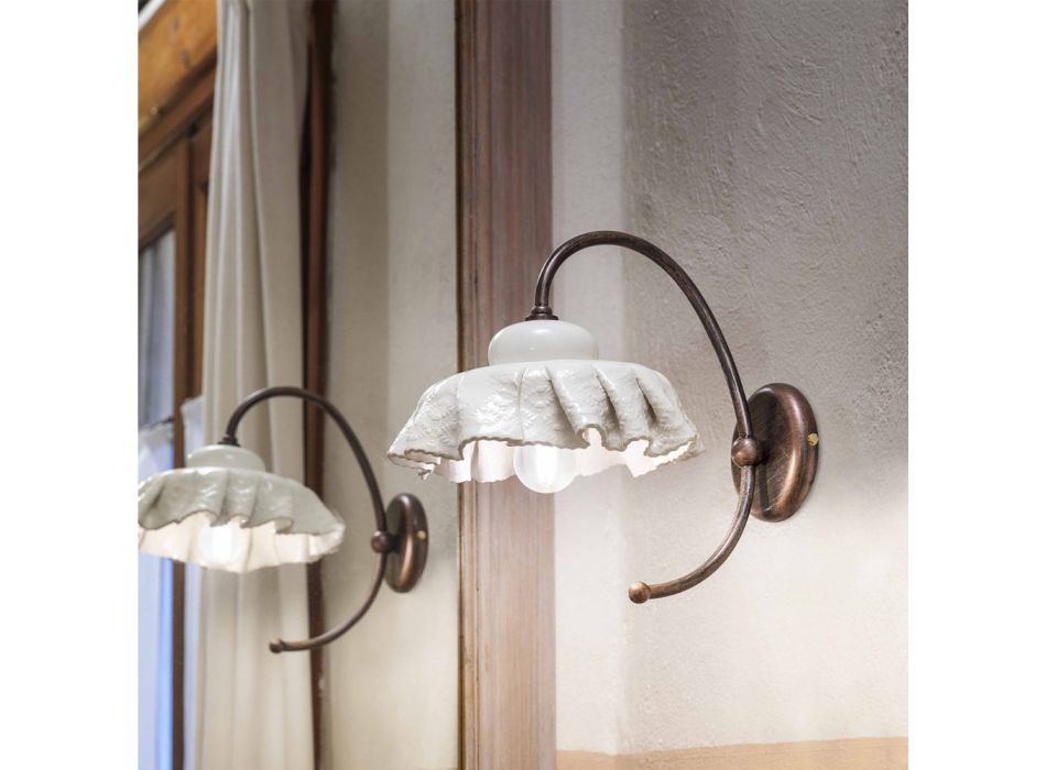 Handgefertigte Wandlampe aus Metall und Keramik mit Stoffeffekt - Modena Viadurini