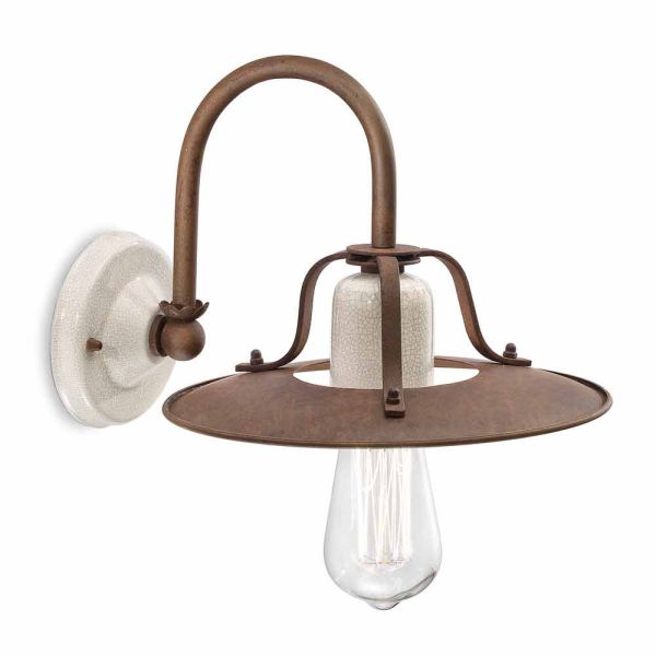 Wandlampe im industrial design aus metall und keramik ferroluce