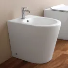 Standbidet mit einem Hahnloch aus weißer Keramik in modernem Design – Ginepro Viadurini