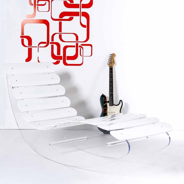 Designer chaiselongue aus transparentem plexiglas, made in italy