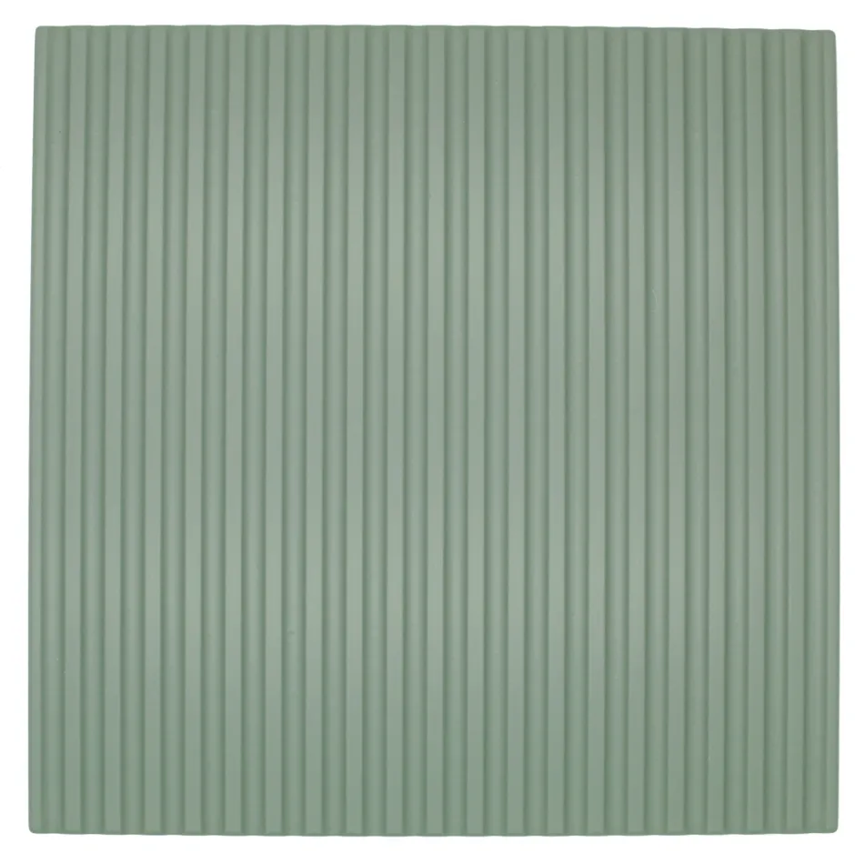 Badezimmerkomposition mit Spiegel und Metallwandschränken, hergestellt in Italien – Efesto Viadurini