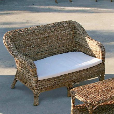2-Sitzer-Outdoor-Sofa aus natürlichem Bananengeflecht und ecrufarbenem Kissen - Dish Viadurini