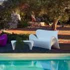 Outdoor oder Indoor Wohnzimmer Sofa Colored Plastic Design - Lily von Myyour Viadurini