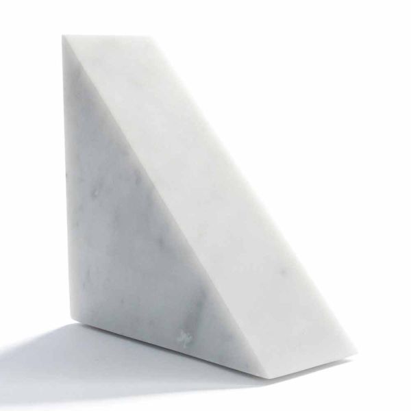 Moderne weiße carrara marmor buchstütze made in italy - tria