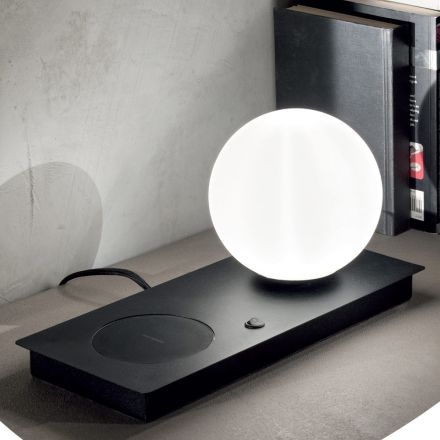 Design-Tischlampe aus mundgeblasenem Glas und weißem oder schwarzem Metall - Bersa Viadurini