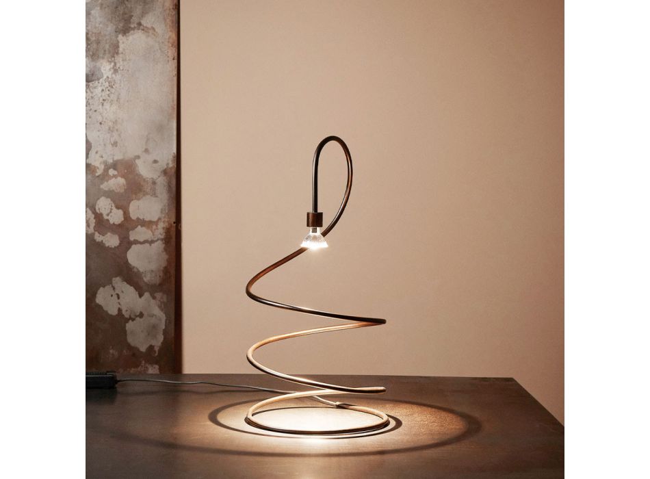 Design-Tischlampe in brünierter Kupferoptik Made in Italy - Fusillo