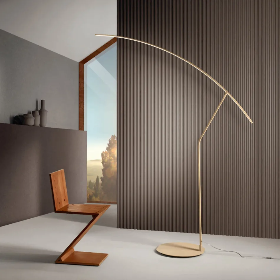 Stehlampe aus in verschiedenen Farben lackiertem Metall und dimmbarer LED – Ahorn Viadurini