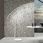 Stehlampe aus in verschiedenen Farben lackiertem Metall und dimmbarer LED – Ahorn Viadurini