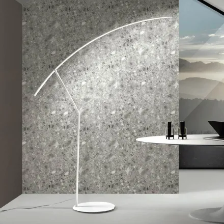 Stehlampe aus in verschiedenen Farben lackiertem Metall und dimmbarer LED – Ahorn Viadurini