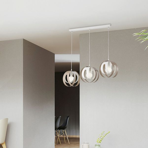 Elegante metalllampe aus italien für anspruchsvolle interieurs – widder