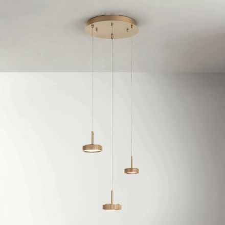 Kronleuchter mit rundem Sockel aus goldlackiertem Metall und LED-Licht – Hainbuche Viadurini