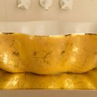 Arbeitsplatte Design Waschbecken in Weiß und Gold Keramik in Italien Cubo gemacht Viadurini