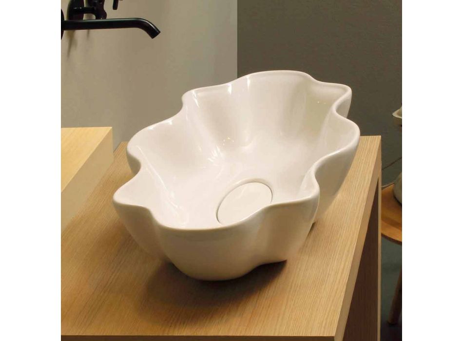 Waschbecken im modernen Design aus weißer Keramik in Italien Cubo
