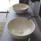 Rundes Aufsatzwaschbecken aus farbiger Keramik, L 40 cm – Chicco Viadurini