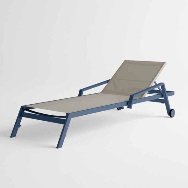 Sonnenliege im freien aus aluminium mit rädern und armlehnen modernes design - carmine