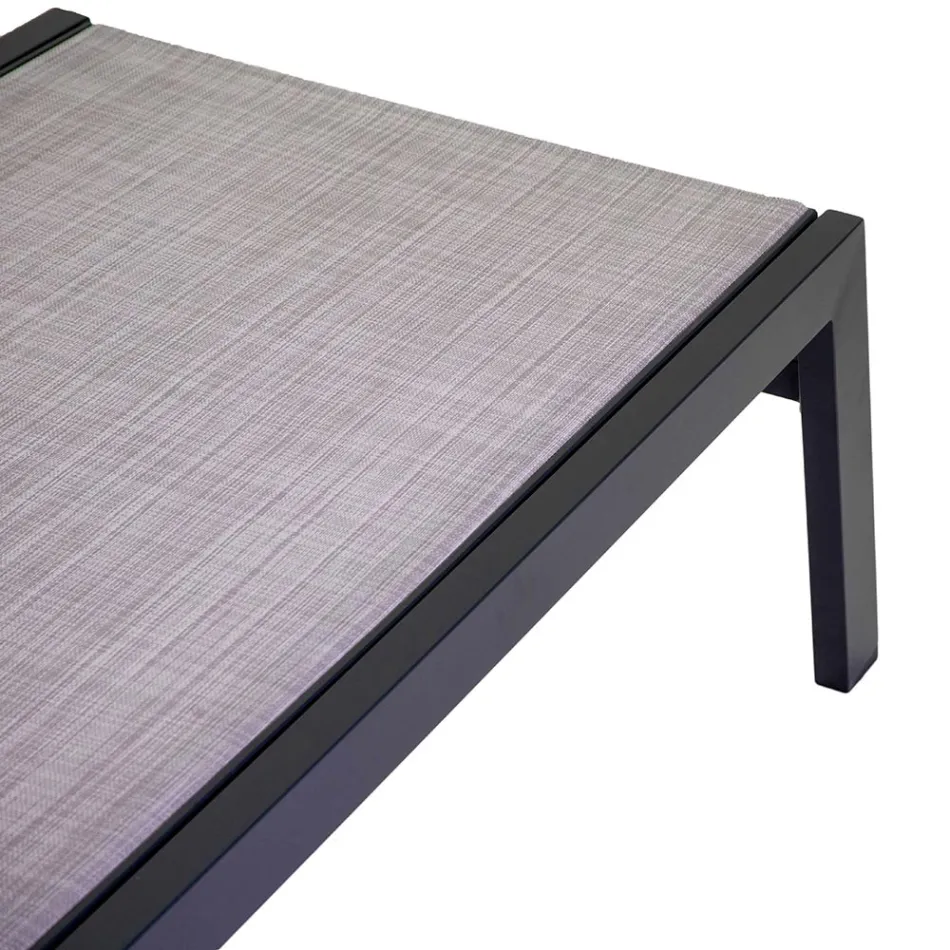 Outdoor-Liege aus Aluminium und Textilene mit 2 Rädern - Kostüm Viadurini