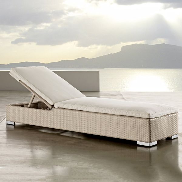 Gartenliege aus handgewebtem polyrattan - experia