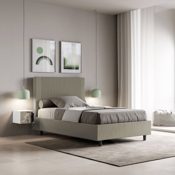 140 x 200 cm großes bett mit kopfteil, verziert mit vertikalen linien, hergestellt in italien – pattini