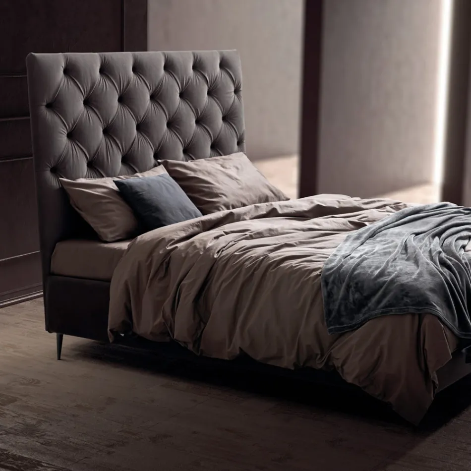 Doppelbett 160x190 mit hohem und gestepptem Kopfteil Made in Italy - Sallie Viadurini