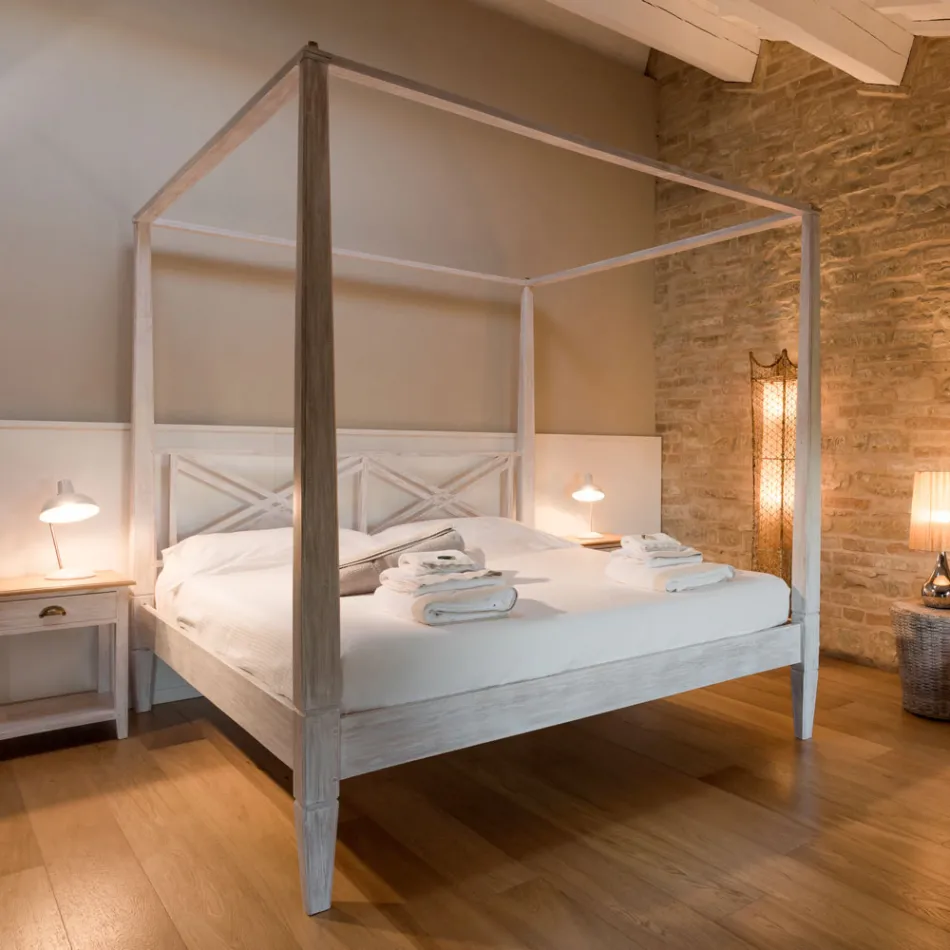 Doppelbett (180 x 200 cm) mit Himmelbett aus massivem Teakholz – Tempera Viadurini