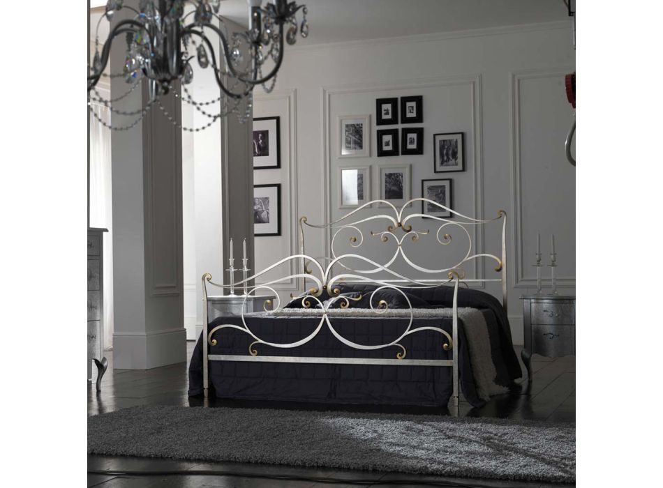 Doppelbett mit passendem Fußteil aus Eisen, hergestellt in Italien – Penny Viadurini