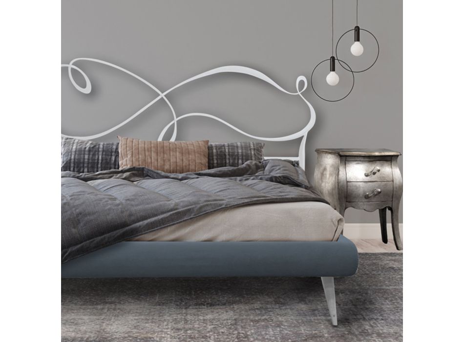 Doppelbett mit eisernem Kopfteil, 2 Nachttischen und Matratze – Design Viadurini