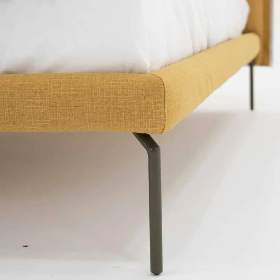 Doppelbett aus Stoff mit Metallfüßen Made in Italy - Glorio Viadurini
