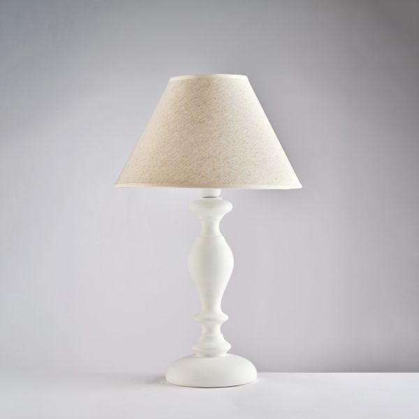 Holzlampe mit lampenschirm, hergestellt in italien – toskana