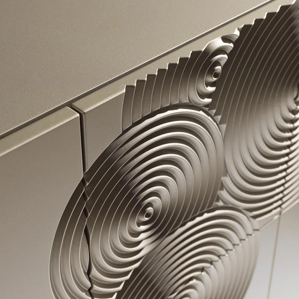 Sideboard mit 5 Türen aus lackiertem MDF mit handgravierter und veredelter Dekoration – Krabbe Viadurini