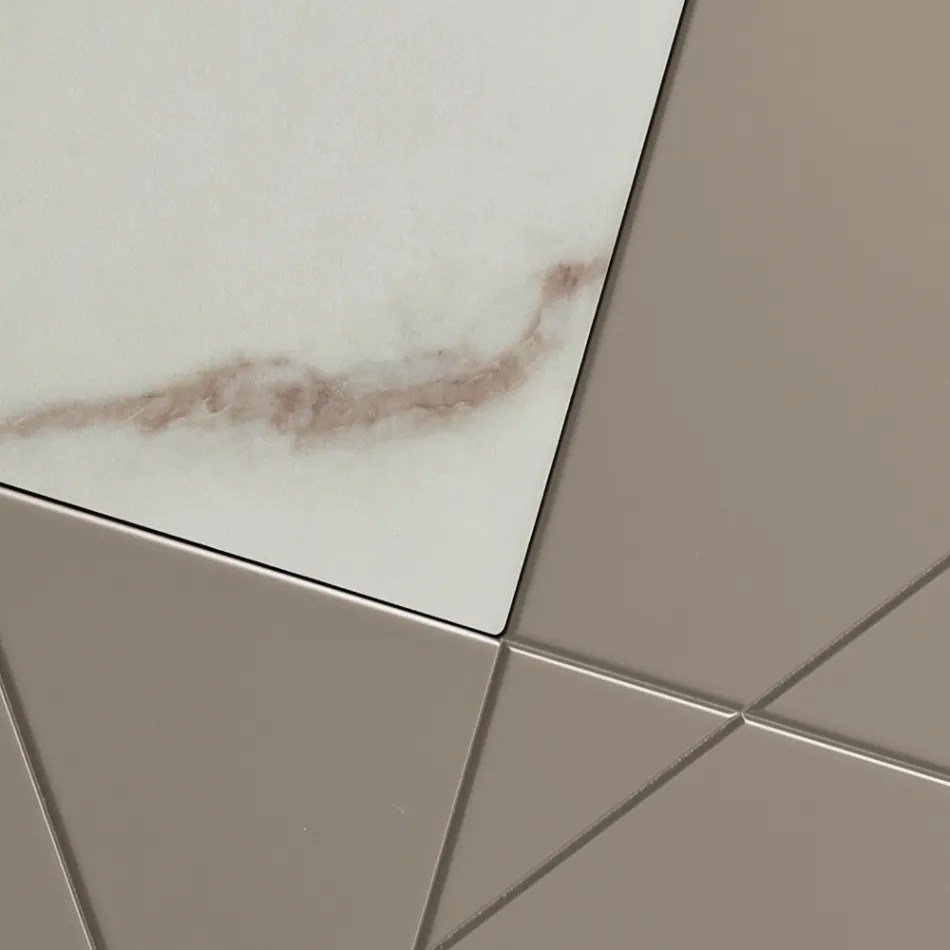 Sideboard mit 4 Türen aus lackiertem MDF mit Pantograph und Glaseinsätzen in Marmoroptik - Danila Viadurini