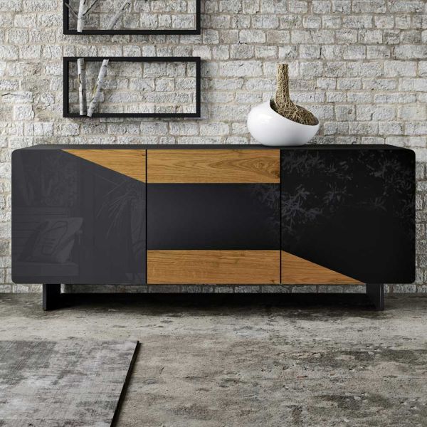 Wohnzimmer-sideboard mit 3 türen in rustikaler geknoteter eiche und anthrazitfarbenem glas – ove