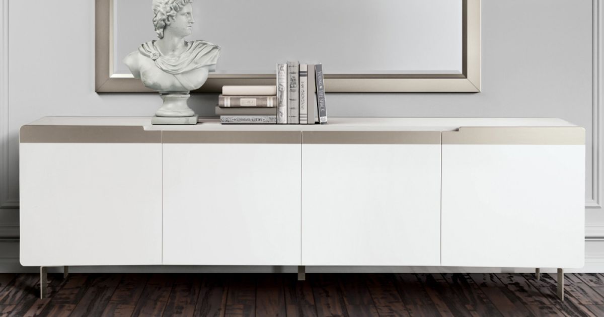 Wohnzimmer-Sideboard mit 4 Türen aus MDF, weiß und vernickelt
