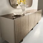 Viertüriges Sideboard aus Melamin und beschichtetem Streifenglas, hergestellt in Italien - Ninfa Viadurini