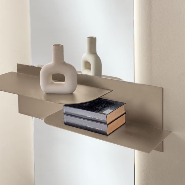 Modernes design-metallregal mit zwei horizontalen ablagen - miro