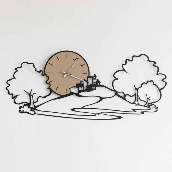 Wanduhr mit landschaft aus eisen in schwarz oder schlammfarbe - paesello