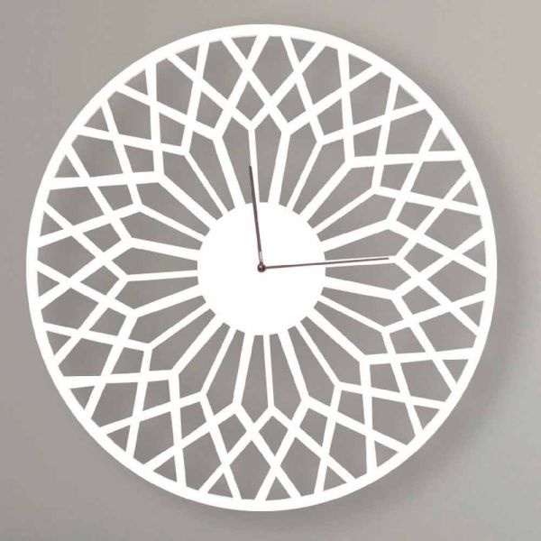 Große und moderne design wanduhr aus rundem holz - dandalo