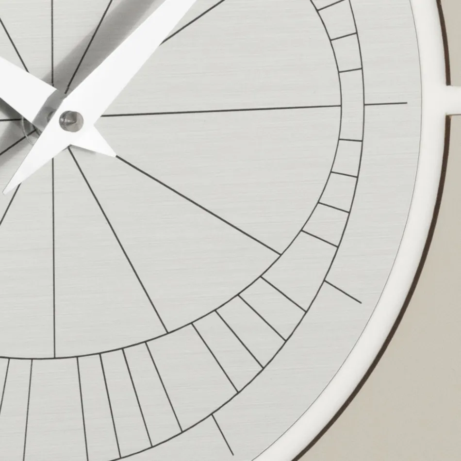 Uhr mit Reliefrahmen und Polypropylen mit verschiedenen Farben - Lunarium Viadurini