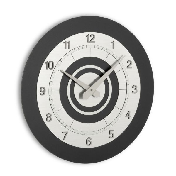 Pvc-wanduhr mit verschiedenen farbschattierungen made in italy - flux