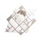 Lasergravierte Tafel mit Frau und Kind, hergestellt in Italien – Harald Viadurini