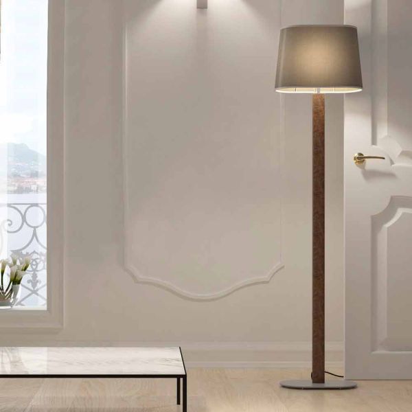 Modernes design stehleuchte aus metall mit stoff lampenschirm made in italy - jump