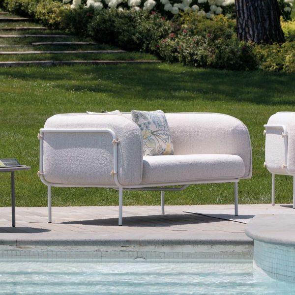 Niedriger outdoor-sessel mit gepolstertem sitz made in italy - planter