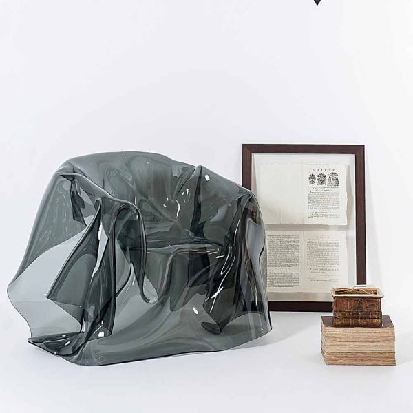 Moderner design-sessel aus rauchigem plexiglas paris, hergestellt in italien