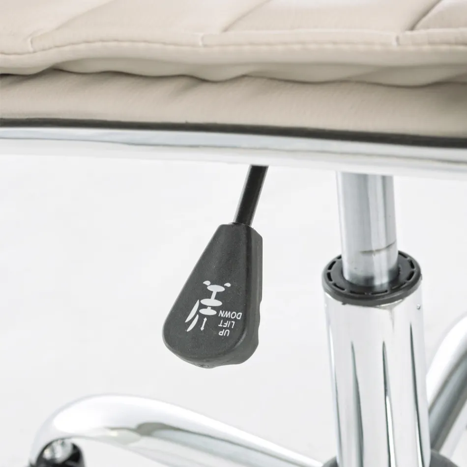 Ergonomischer Bürosessel mit Armlehnen aus Stahl und Kunstleder - Mantica Viadurini