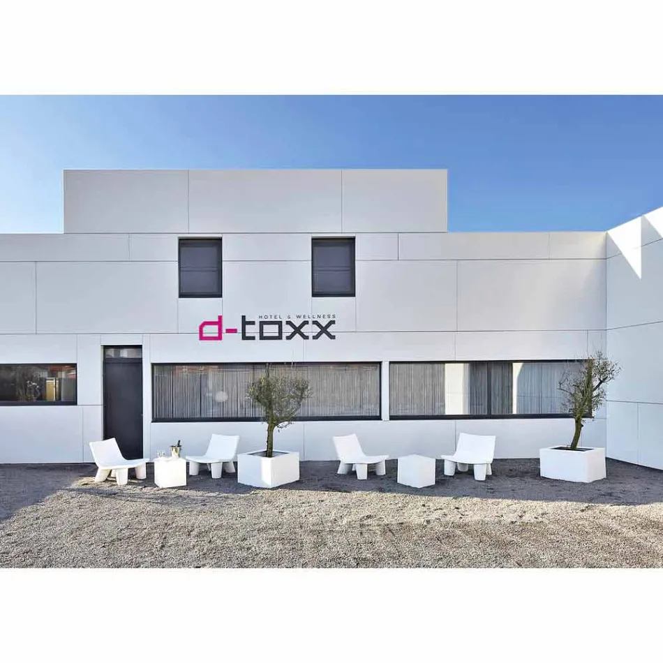 Schiebe Design Lounge Sessel Low Lita in Italien hergestellt Viadurini