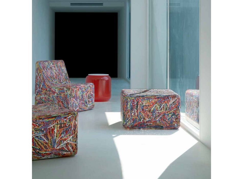 Design-Sitzpuff aus mehrfarbigem thermoplastischem Kunststoff oder Grazia-Weiß